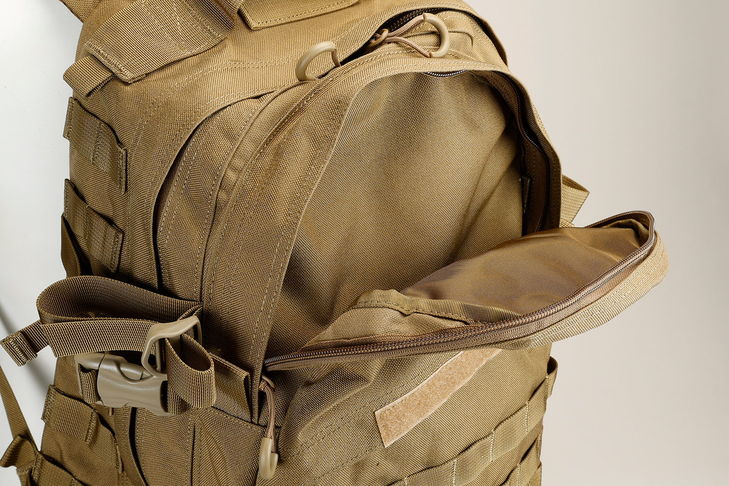バックパック BACKPACK J-TECH ミリタリーショップ 革ジャン
