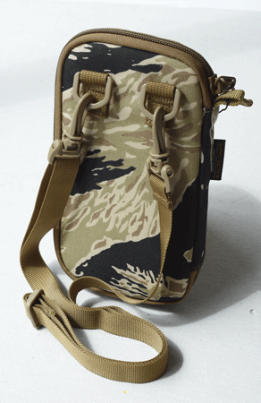 SUPPLY SECTION OORAH/オーラ！ PASSPORT POUCH