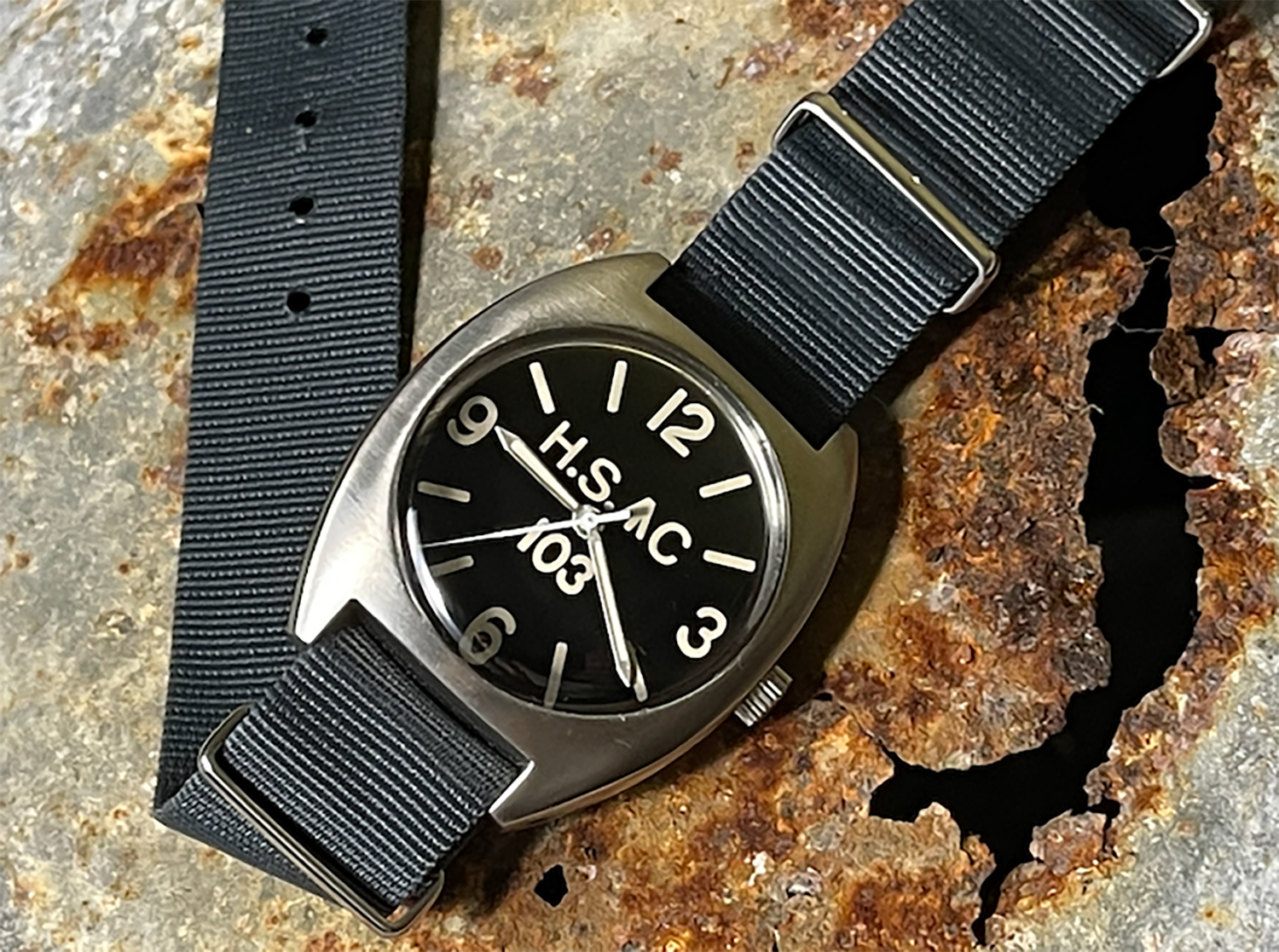 イギリス陸・海・空軍
ARMY WATCH 